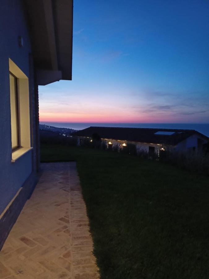 Casale Adriatico B&B Pineto Exterior photo